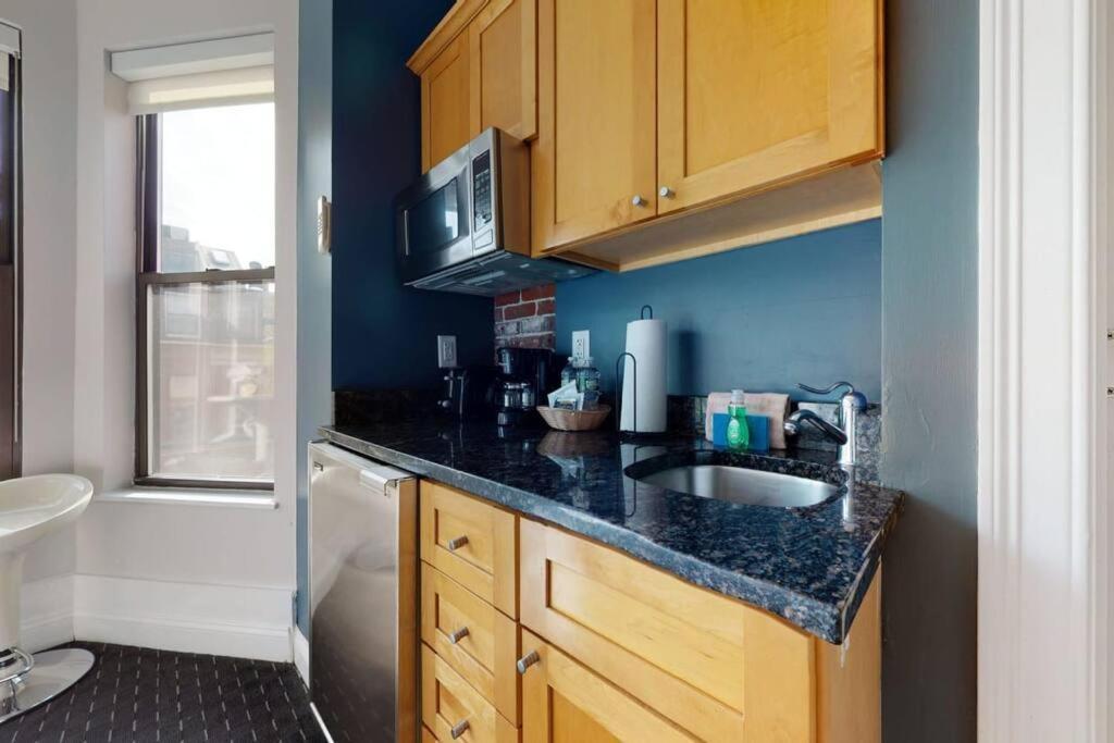 Cozy Downtown Boston Studio, #45 Экстерьер фото